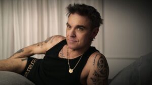 Cântărețul Robbie Williams spune că a fost vizitat de extratereștrii