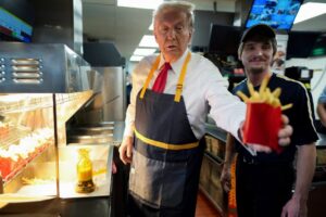 Francezii spun „non” produselor Made in USA: 63% dintre sprijină boicotul McDonald’s, Tesla sau Coca-Cola