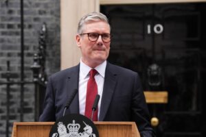 Starmer convoacă Parlamentul pentru a salva uzina British Steel de la închidere