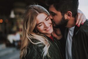 De la Georgina la Anna: Cum un pseudonim pe o aplicație de dating a schimbat totul