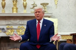 Trump a stabilit un termen limită ca Putin să înceteze războiul: „Acest război nu ar fi trebuit să fie permis. Uitați-vă la Putin”
