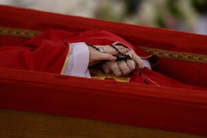 Vaticanul anunță că înmormântarea Papei va avea loc sâmbătă
