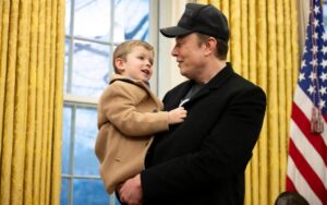 Elon Musk vrea să salveze civilizația… făcând copii. Are deja o „legiune” și plătește pentru tăcerea mamelor