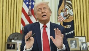 Trump declară că nu poate apăra Europa din cauza deficitului de 1,9 trilioane dolari. Europa are nevoie de SUA pentru umbrela nucleară