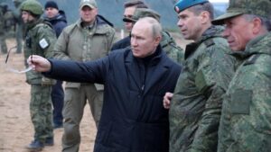 Putin predică pacea în Vest, dar mobilizează armata pentru un război total. Este România pregătită?