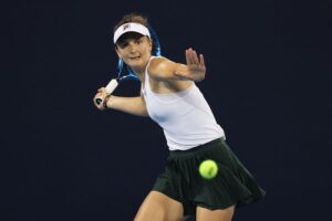 Jucătoarele române de tenis Irina Begu și Jaqueline Cristian debutează, marți, la turneul WTA 1000 de la Roma
