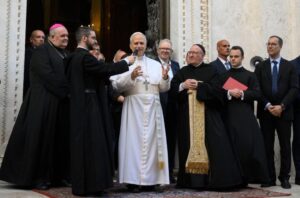Papa Leon al XIV-lea a susținut prima binecuvântare și primul discurs public în Piața Sfântul Petru. Ce mesaj a transmis Suveranul