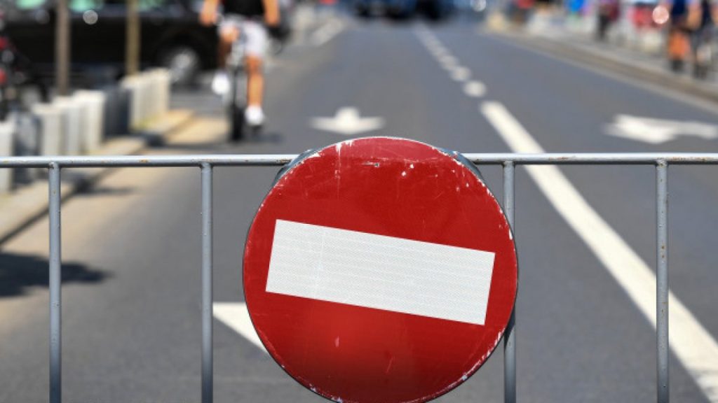 Weekend-ul vine cu restricții de trafic. Pentru Bd. Libertății din București și Autostrada Soarelui, poliția recomandă rute alternative