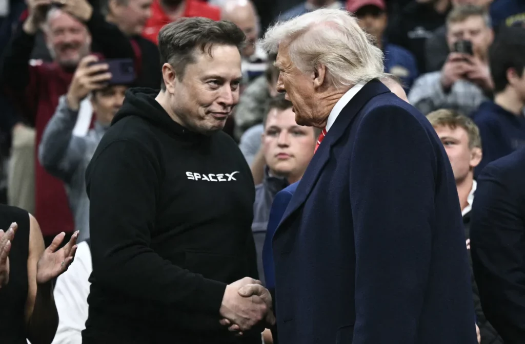 Locul lui Musk în anturajul lui Trump ar putea fi luat de alți giganți din tech. Trump: „Relația cu Musk s-a încheiat”