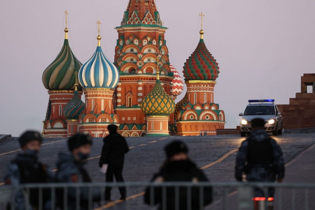 Rusia recrutează ucraineni pentru sabotaje în Europa, avertizează serviciile de informații