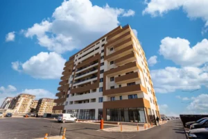 Preţul mediu pentru un apartament vechi cu trei camere în Bucureşti a crescut în iunie 2025 la 127.462 de euro