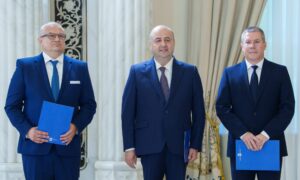 CCR are trei noi judecători: Mihai Busuioc, Asztalos Csaba și Dacian Cosmin Dragoș au depus jurământul la Cotroceni