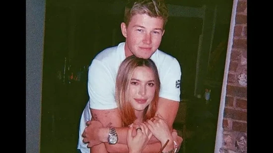 Eve Jobs, fiica cea mică a lui Steve Jobs, se căsătorește azi la cel mai exclusivist hotel din Oxfordshire. Ce invitați participă la eveniment