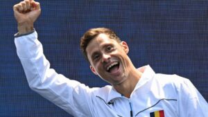 Constantin Popovici cucerește bronzul la sărituri de la mare înălțime la Campionatele Mondiale de Natație din Singapore