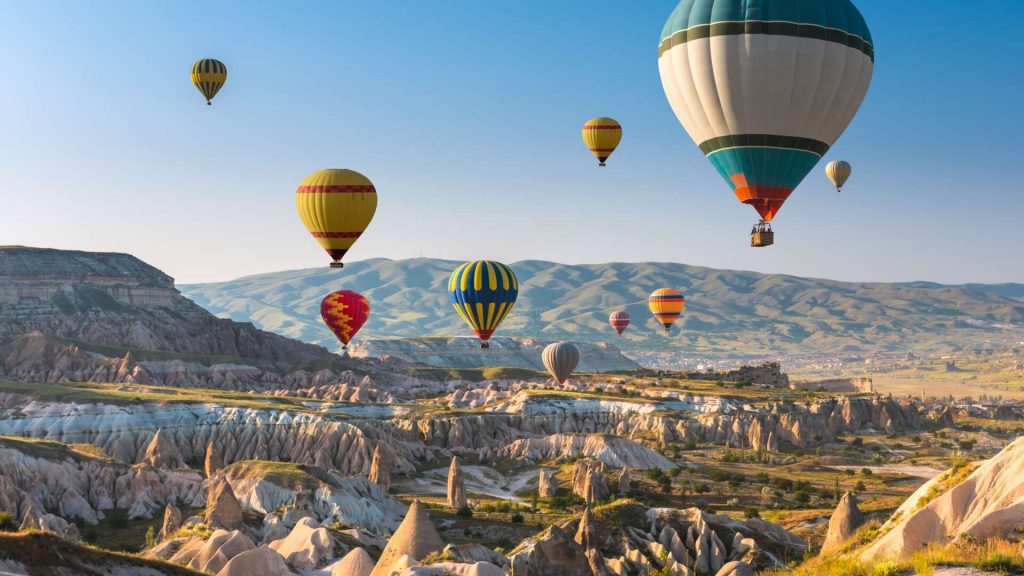 Turcia pierde turiști în favoarea Spaniei și Greciei. Ce destinații de vacanță preferă românii