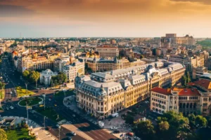 Scapi de caniculă în aproape toată țara. În București maxima urcă la 28 grade Celsius