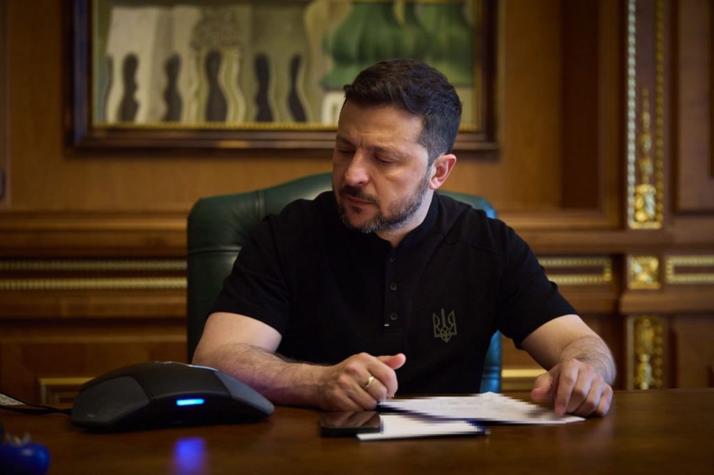 Zelenski anunţă că „au început” negocieri cu privire la o întâlnire cu Putin: „Trebuie să punem capăt acestui război”