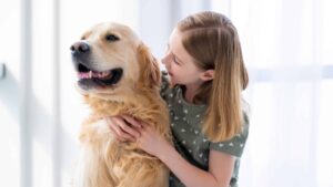 „Ora cu și pentru animale” transformă școala: Ministerul Educației ar putea introduce materia în toate școlile din România