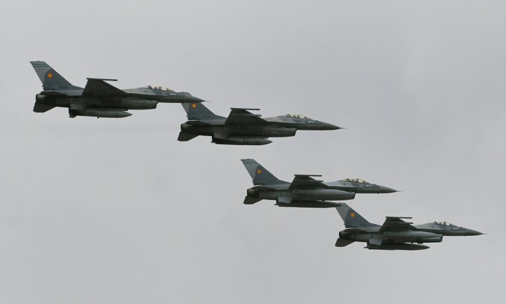 BIAS 2025, cel mai mare show aerian, a început la București. Care sunt cele mai spectaculoase momente ale zilei