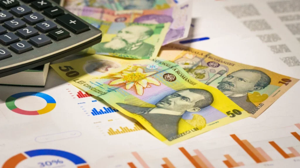 Cheltuielile cu salariile bugetarilor urcă cu 8% față de anul trecut, deși sunt înghețate. Dacă ritmul continuă, ponderea ajunge la 9,6% din PIB