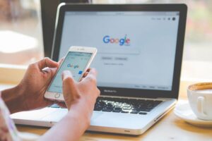 Google recunoaște că o bază de date cu informații despre clienți a fost furată. Atacul a vizat platforma Salesforce