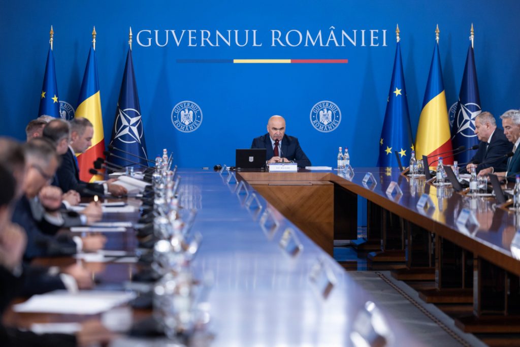 INS: România a avut o creștere economică de doar 0,3% în S1. BNR și Ministerul Finanțelor avertizează că există risc de recesiune. Cristian Hostiuc: „Problema este că nu mai avem un stimulent prin care să relansăm economia”