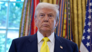 Trump susține că în termen de două săptămâni se va ști dacă va fi pace în Ucraina. Dacă Rusia nu acceptă, președintele american va schimba tactica